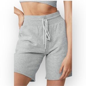 Alo Yoga High-Waist Easy Sweat Short In Heather Grey Women’s Size S